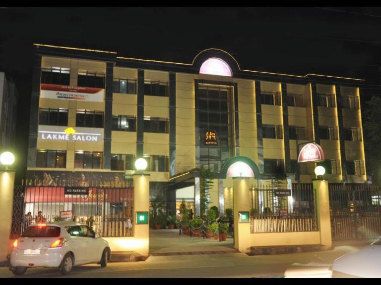 Grand Continental Hotel Allāhābād Junction Zewnętrze zdjęcie