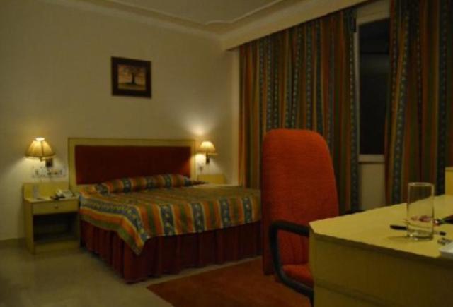 Grand Continental Hotel Allāhābād Junction Pokój zdjęcie