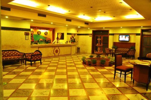 Grand Continental Hotel Allāhābād Junction Zewnętrze zdjęcie